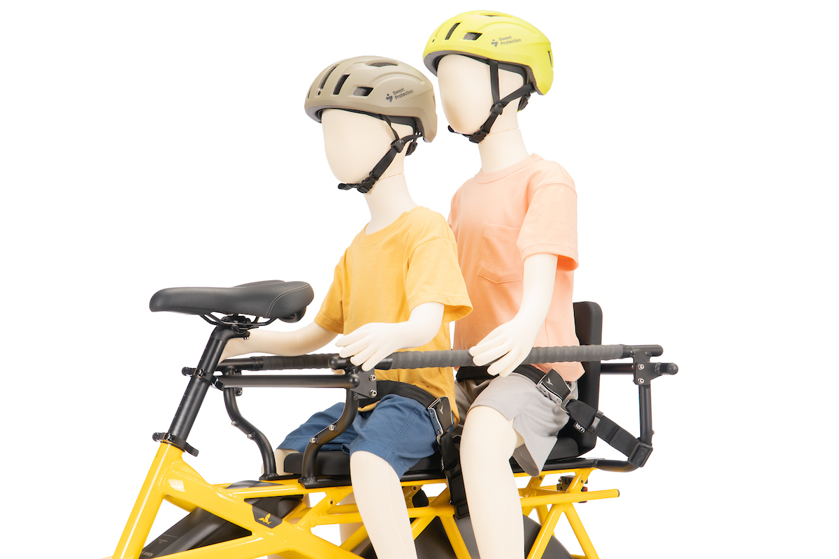 Sidekick seat belt for kids installed on Clubhouse