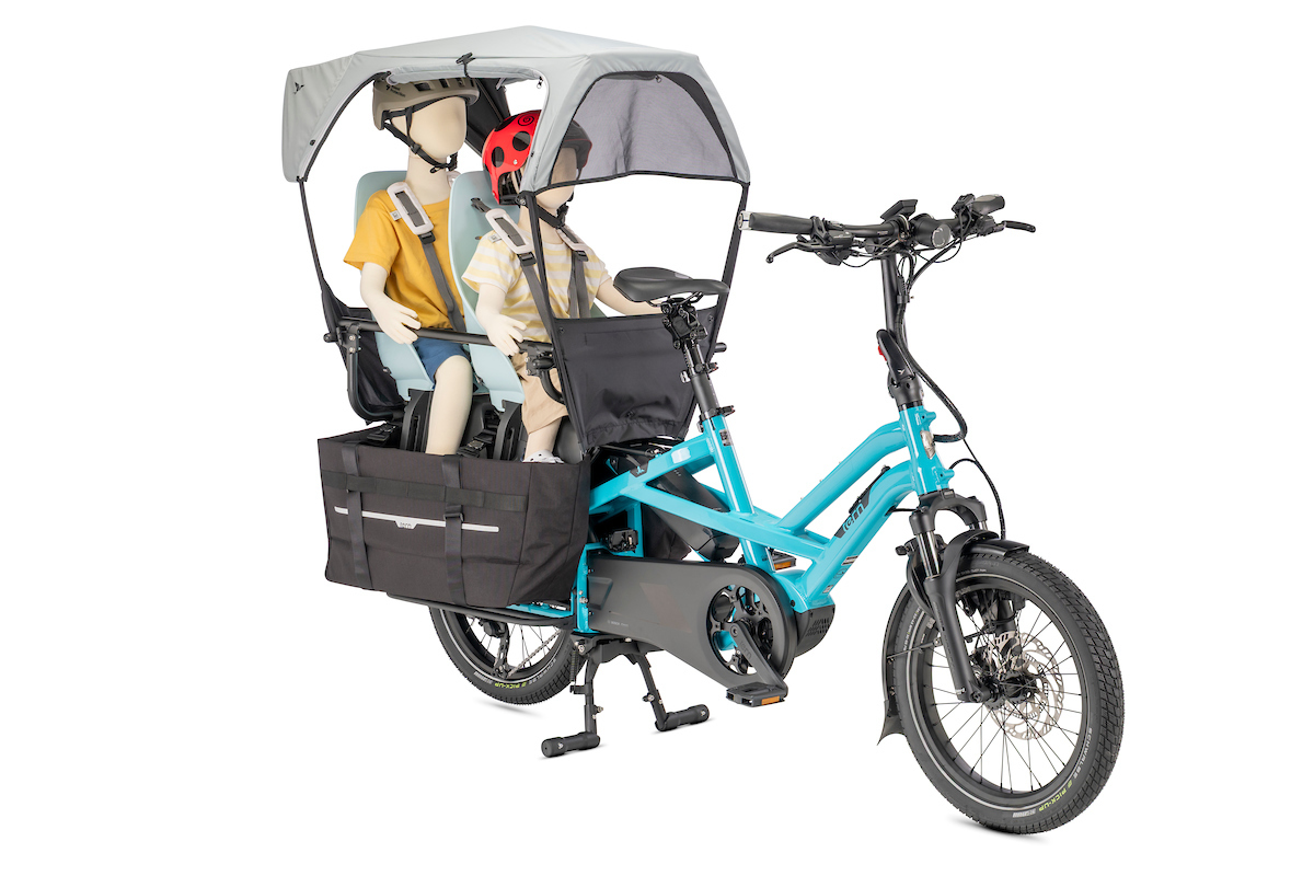 Sun shield equipped on Tern GSD cargo bike
