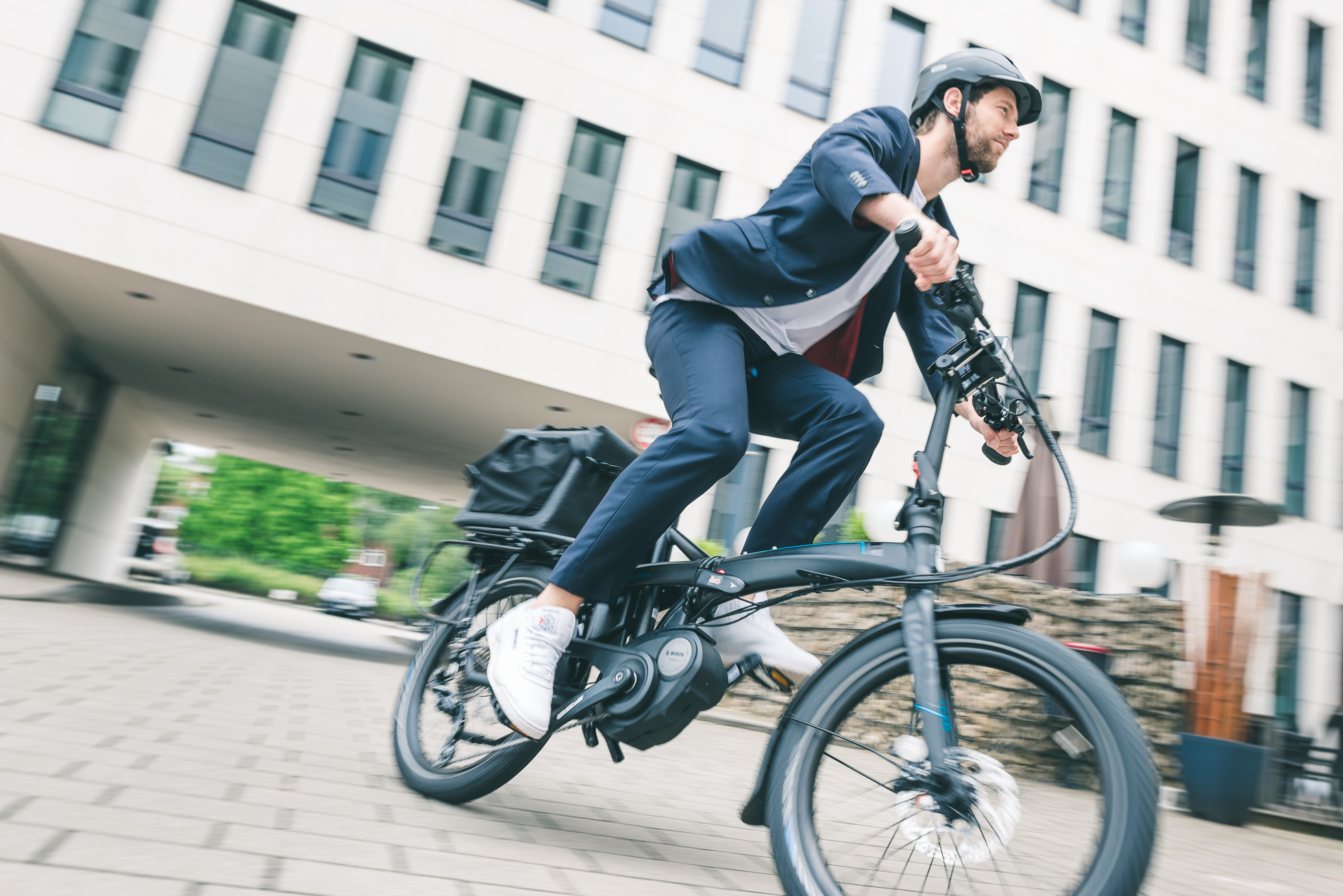 tern vektron s10 folding electric bike