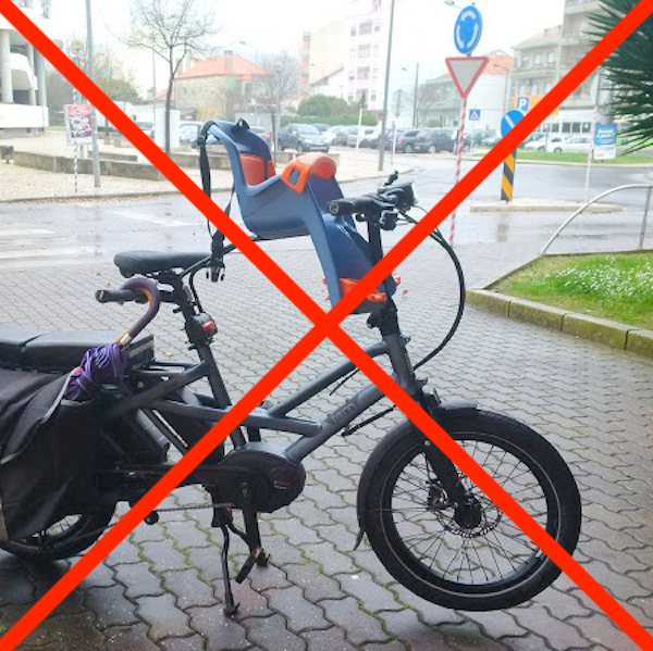 Seatpost-mounted child seat