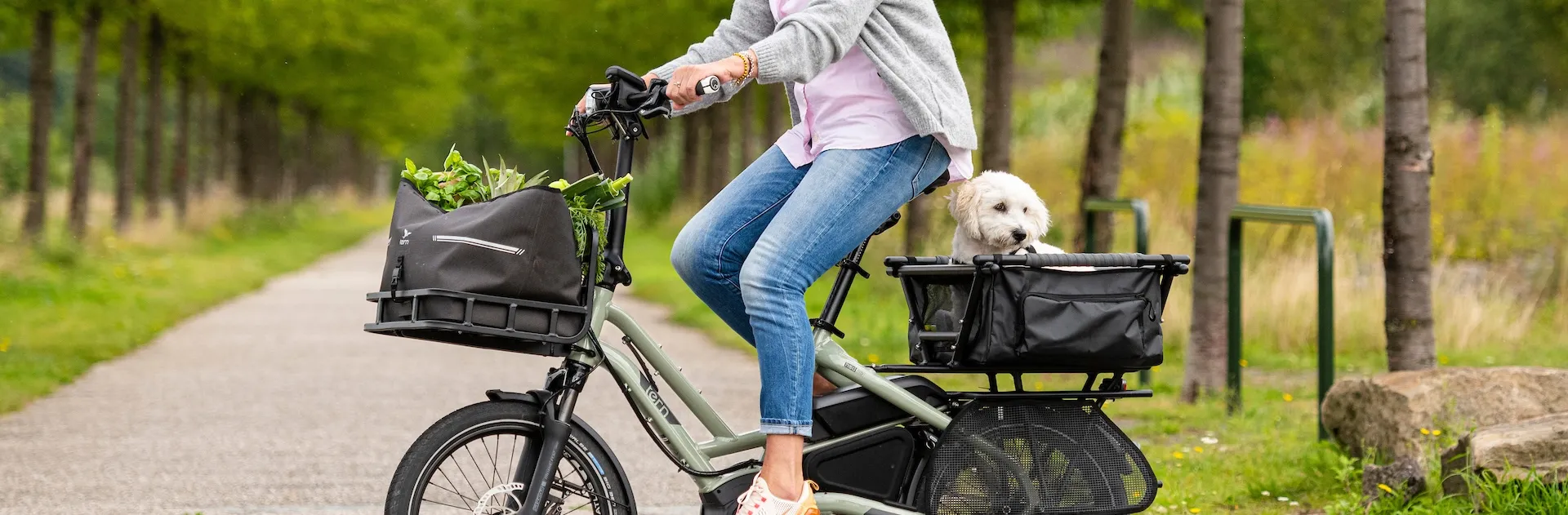 HSD ebike with Transporteur Rack and WeatherTop Bag banner