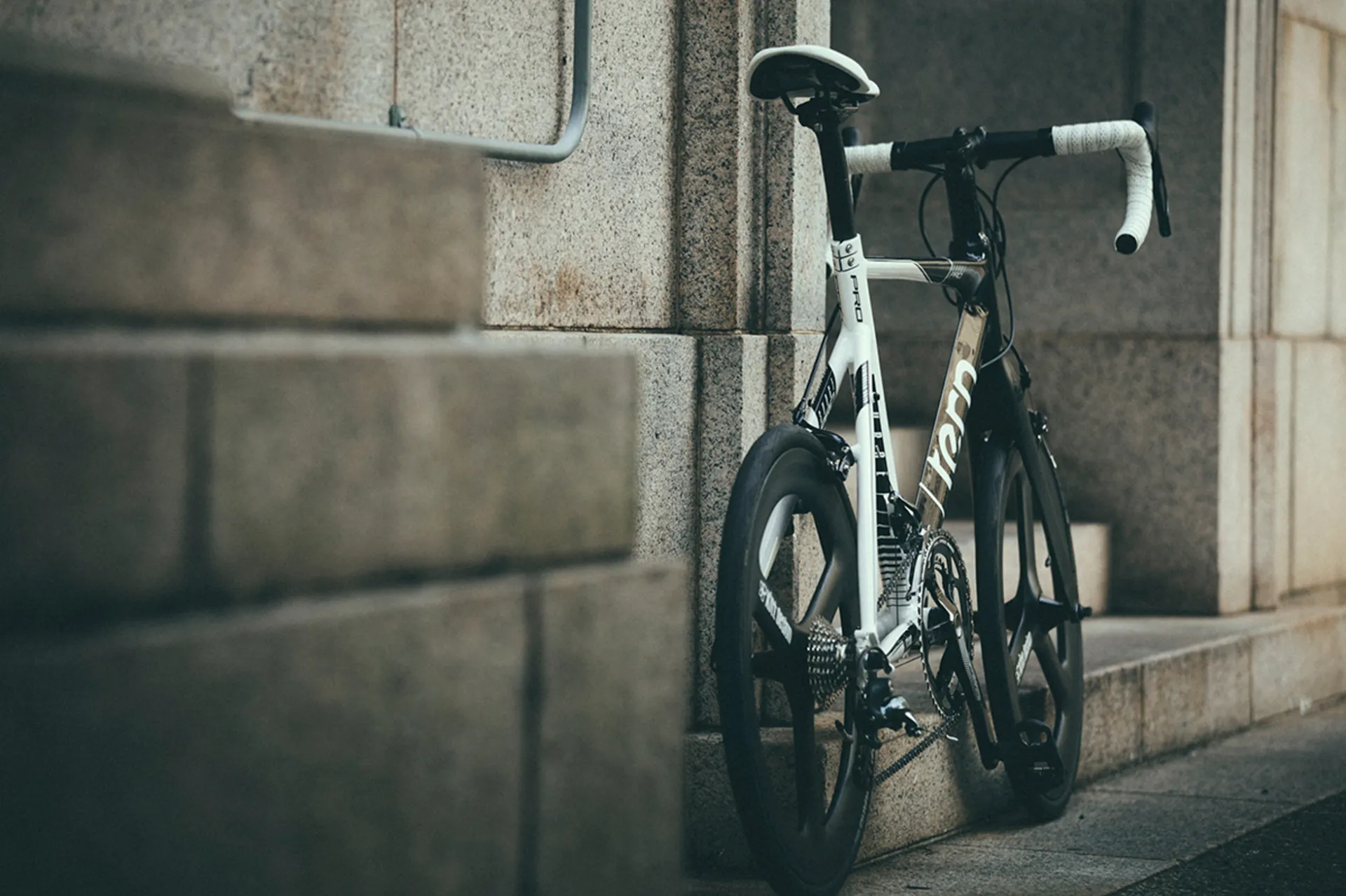 k*u様 tern Surge Surge | Tern Bicycles