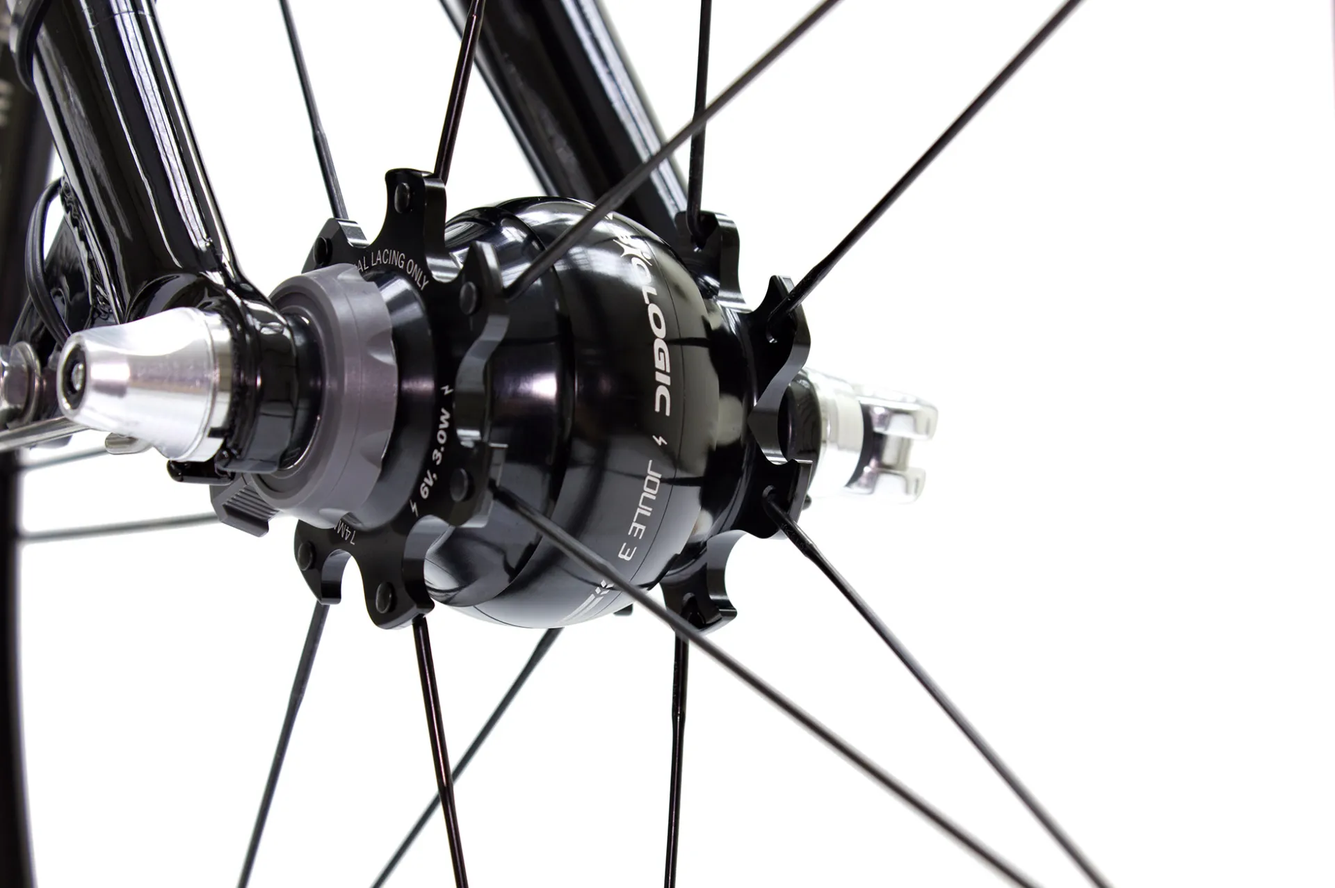 바이오로직 줄™ 3 다이나모 허브 | Tern Bicycles 바이오로직 줄™ 3 다이나모 허브 | Tern Bicycles