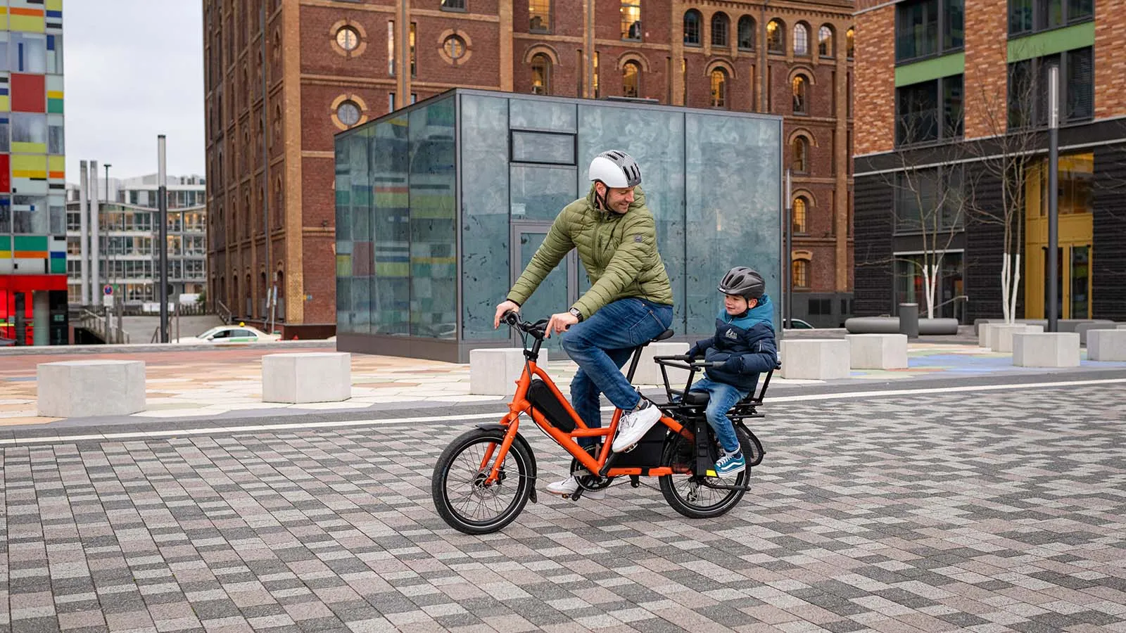 How to Safely Carry a Passenger on the Short Haul | Tern