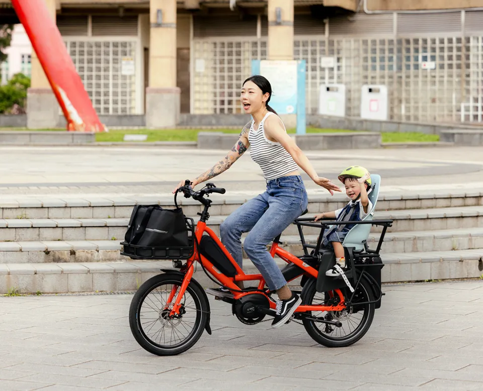 Bosch-powered cargo ebike