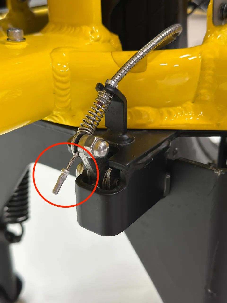 GSD Gen 2 kickstand protector cable end