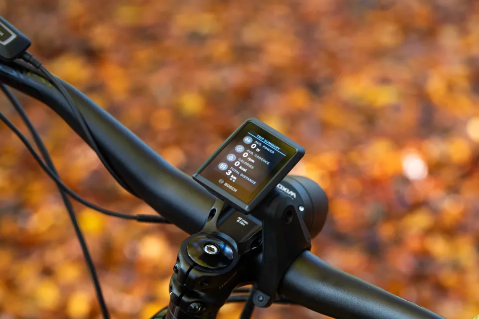 Bosch Smart Sytem Kiox 300 display on the Tern Orox adventure e-cargo bike handlebar.