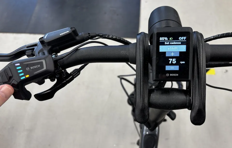 eShift on the Kiox Display on the HSD
